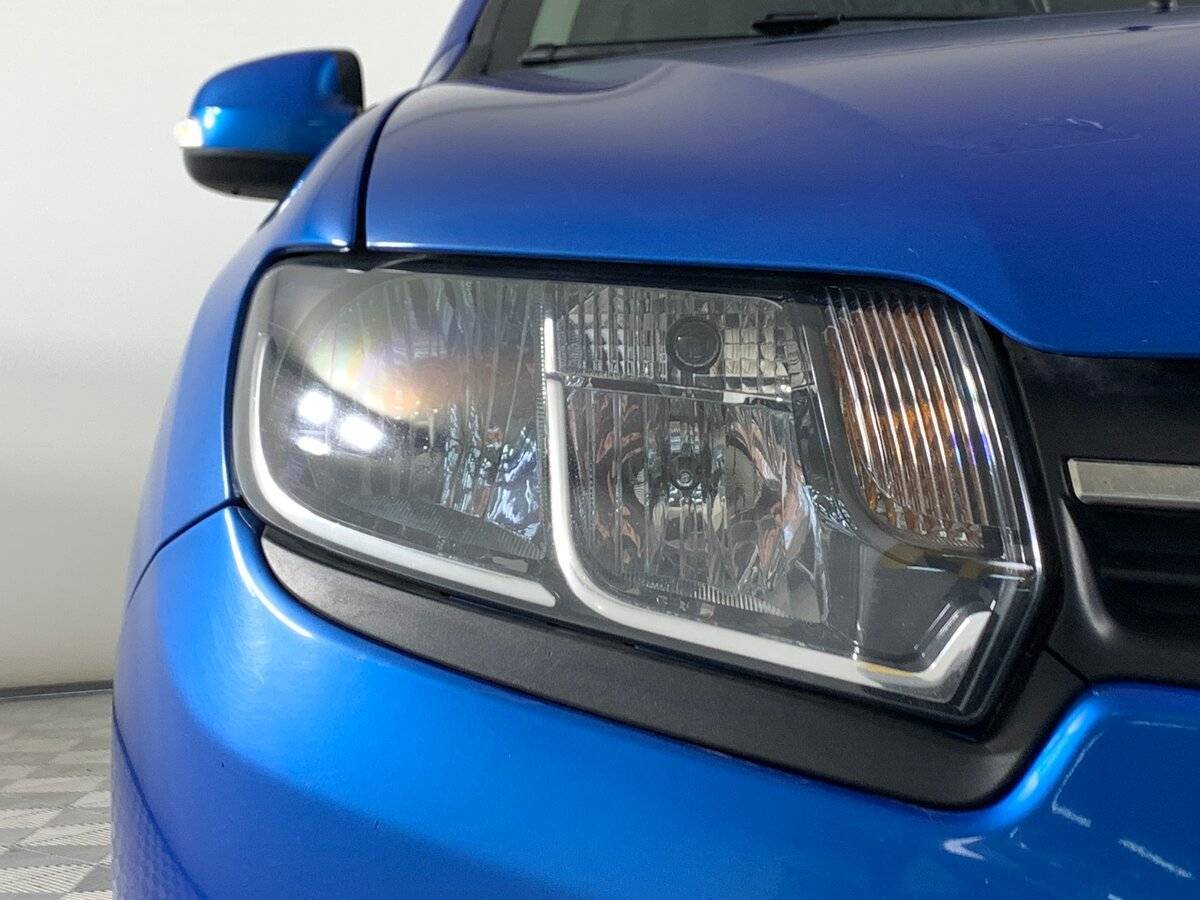 Renault Logan с пробегом — 2015 год. Фото: #9