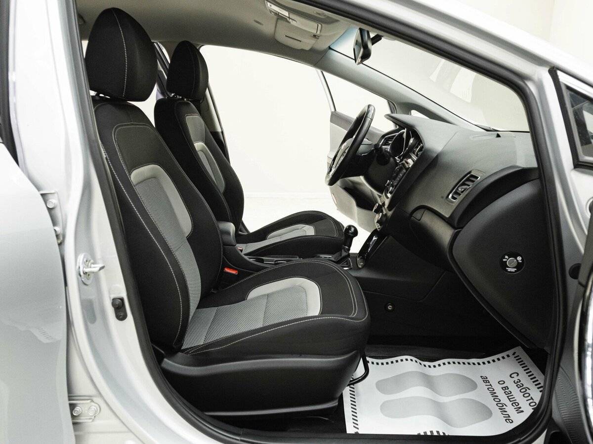 Kia Ceed с пробегом — 2016 год. Фото: #14