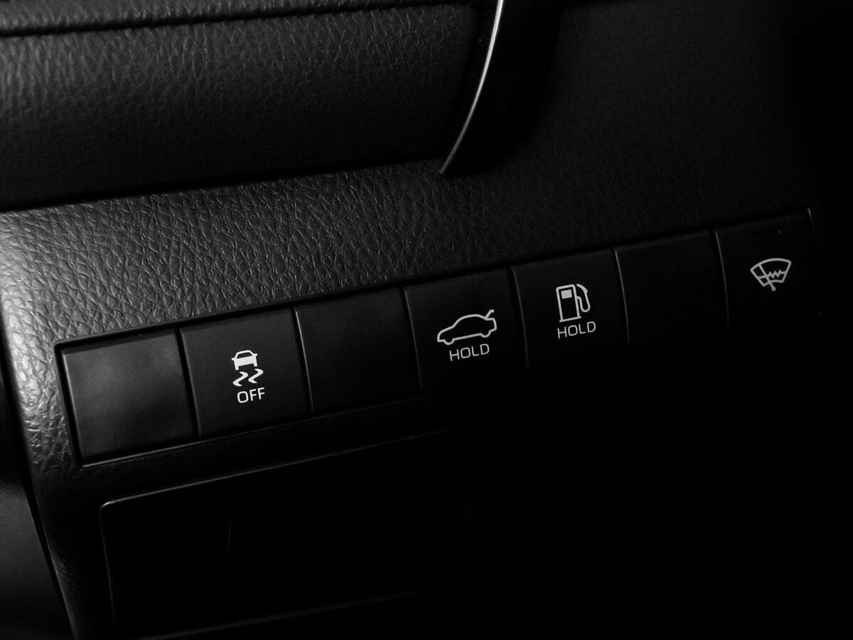 Toyota Camry с пробегом — 2021 год. Фото: #17