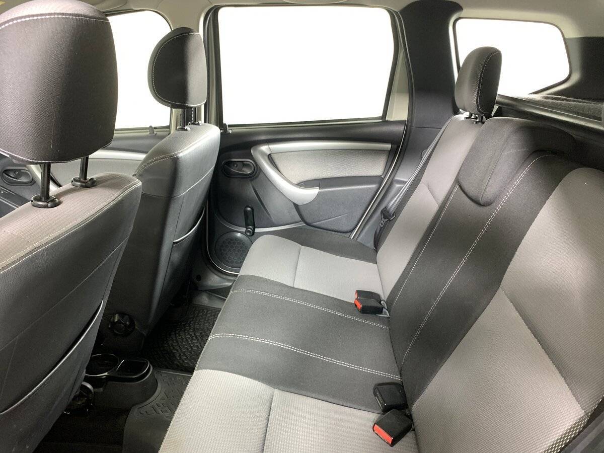 Renault Duster с пробегом — 2013 год. Фото: #17