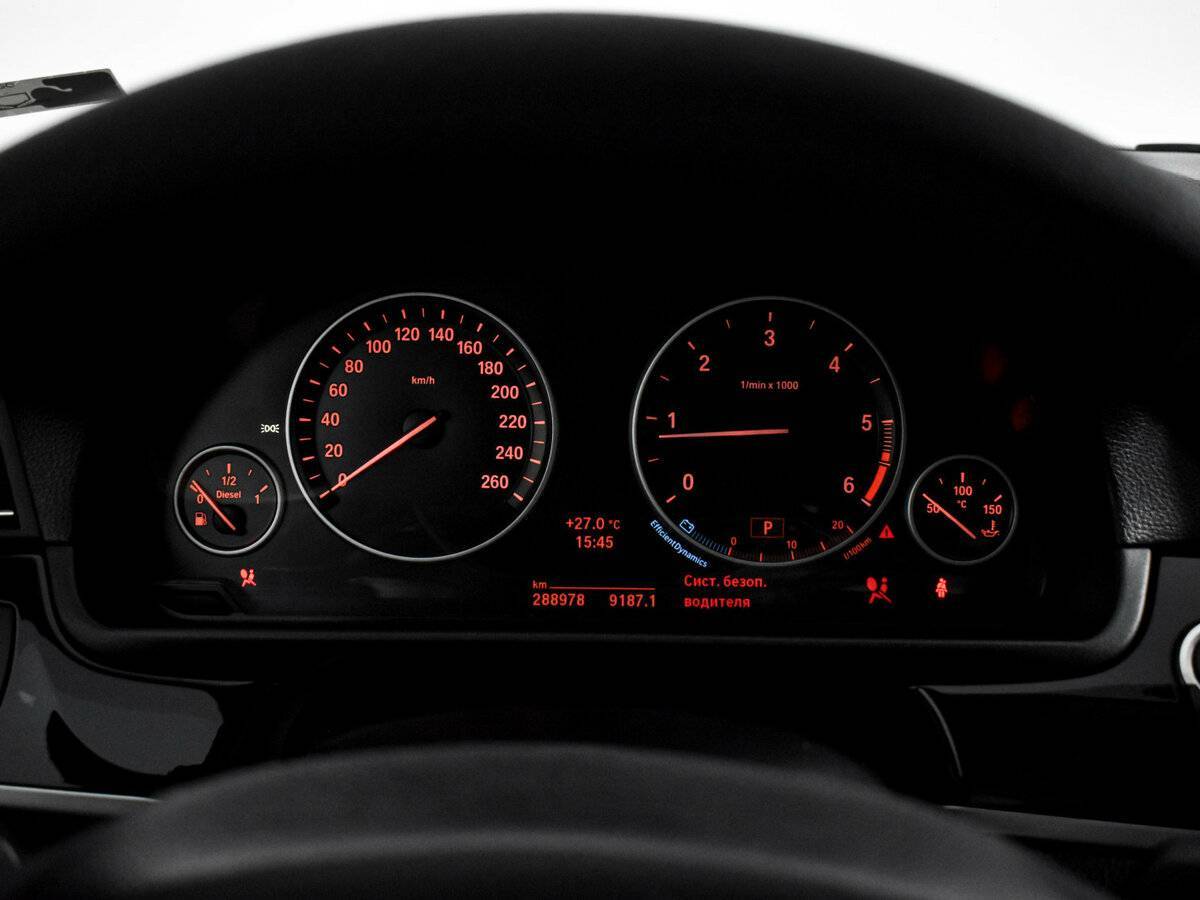 BMW 5 серии с пробегом — 2013 год. Фото: #17