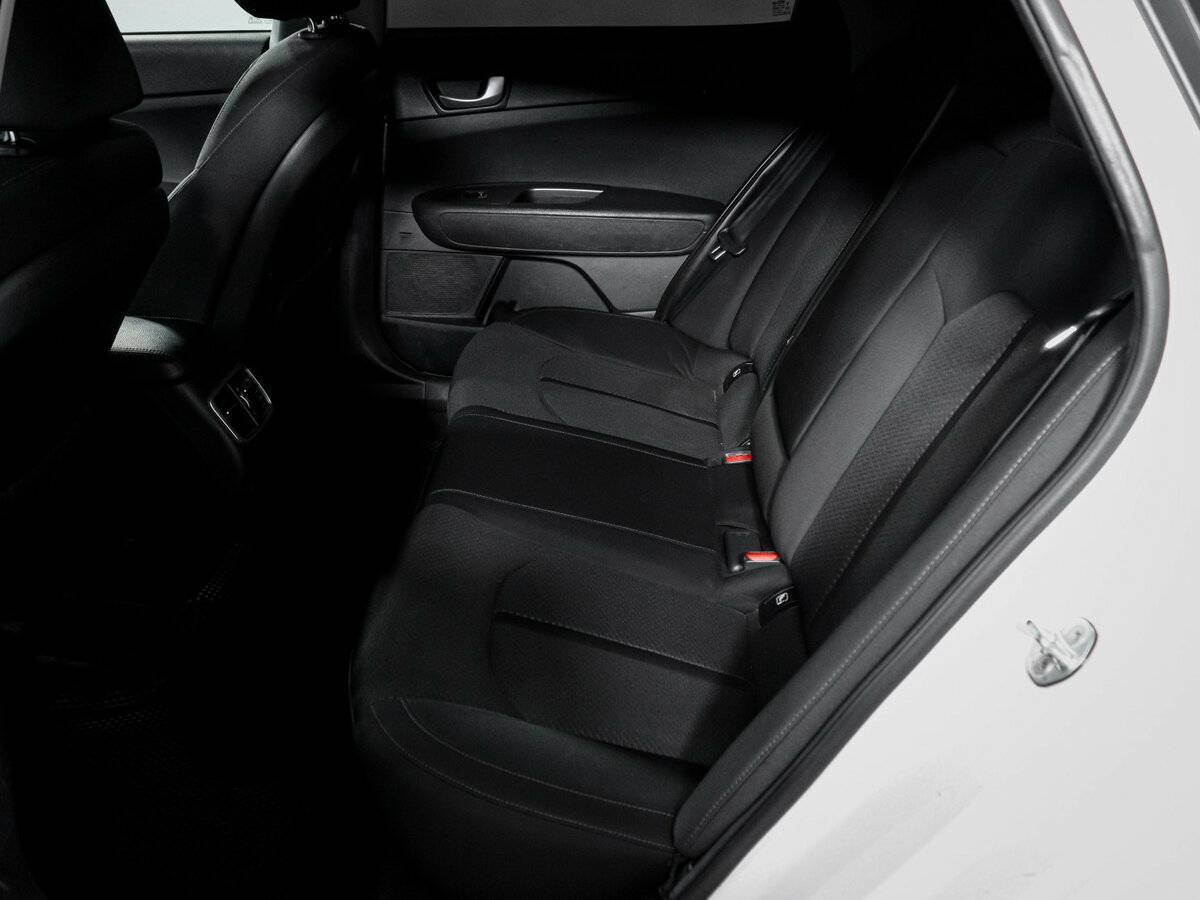 Kia Optima с пробегом — 2018 год. Фото: #9
