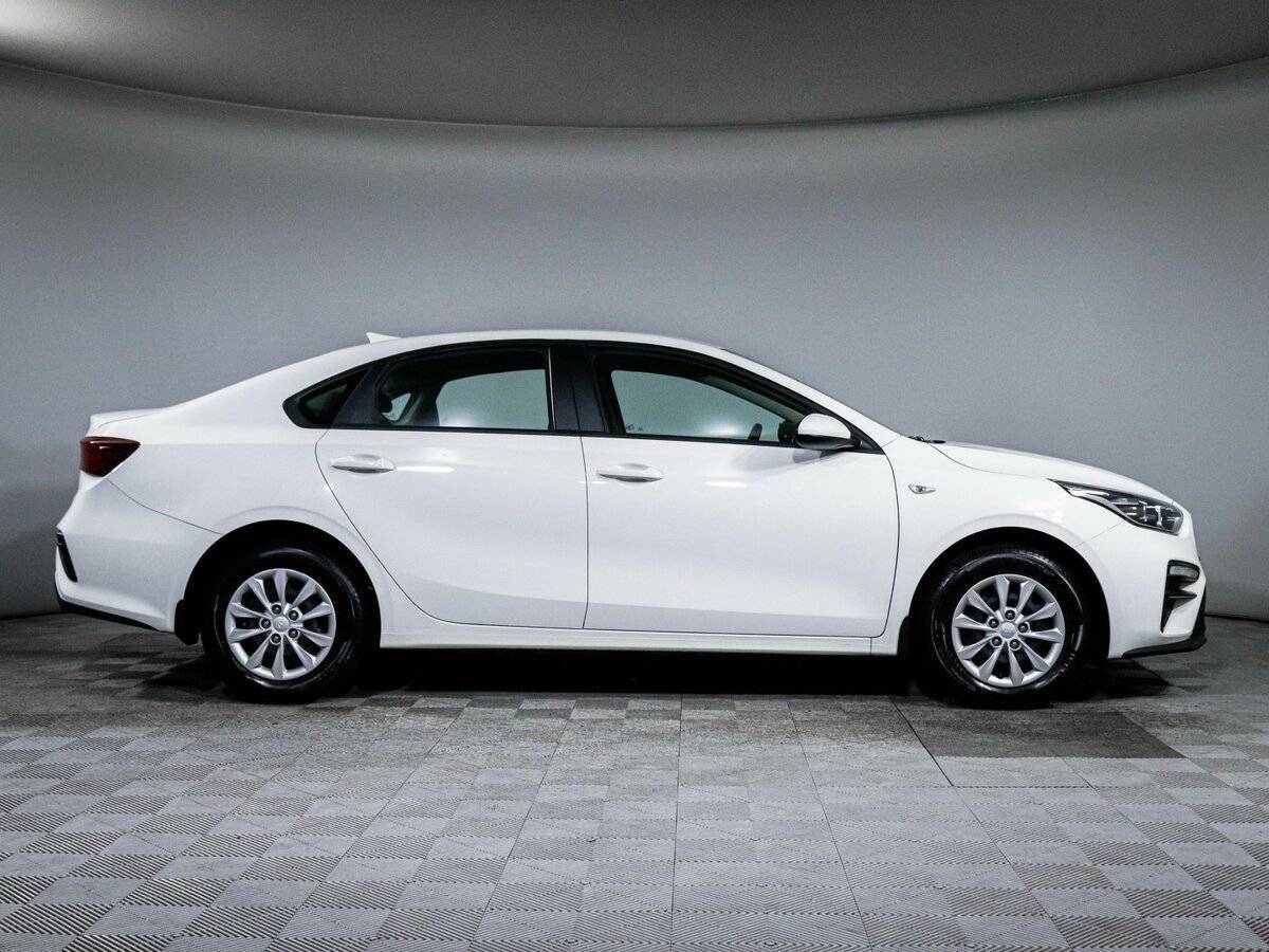 Kia Cerato с пробегом — 2020 год. Фото: #3