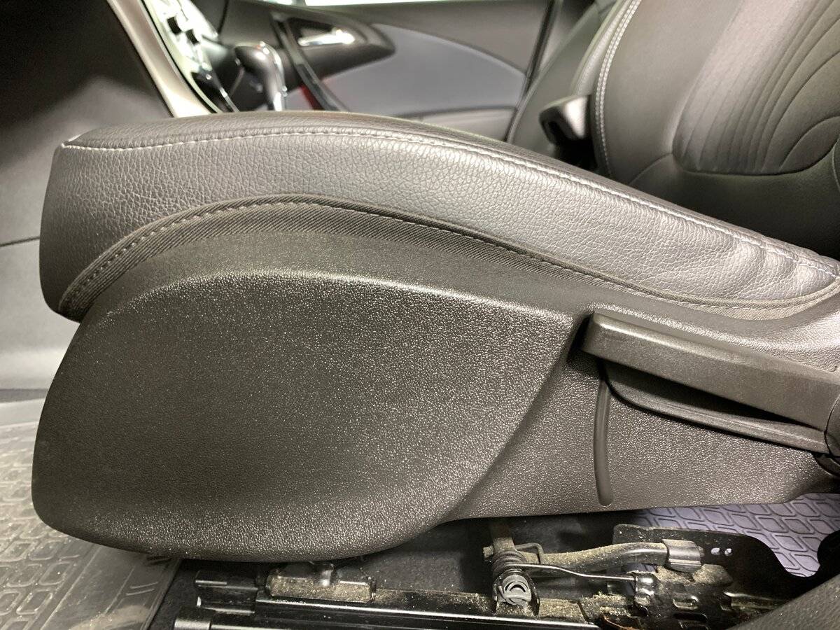 Opel Astra с пробегом — 2014 год. Фото: #15