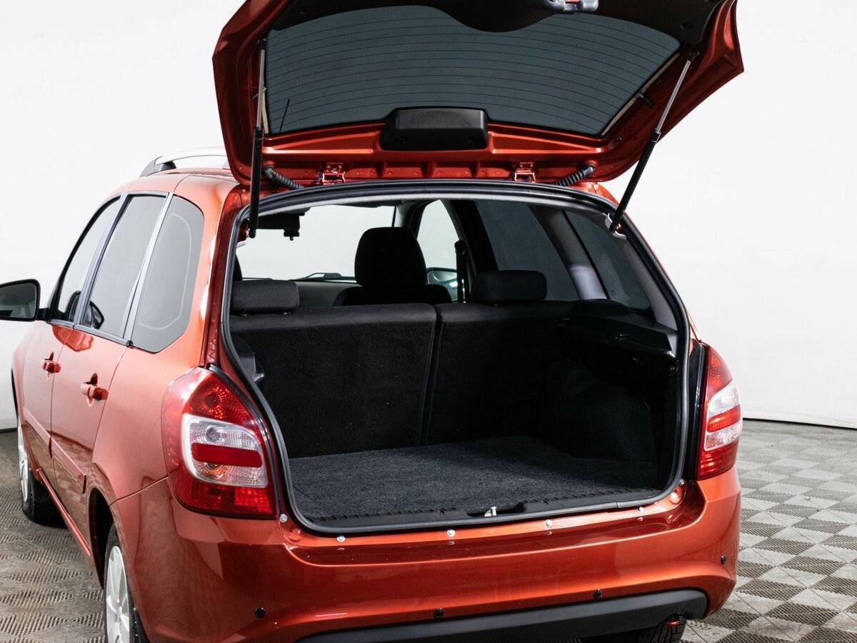 Lada (ВАЗ) Granta с пробегом — 2019 год. Фото: #6