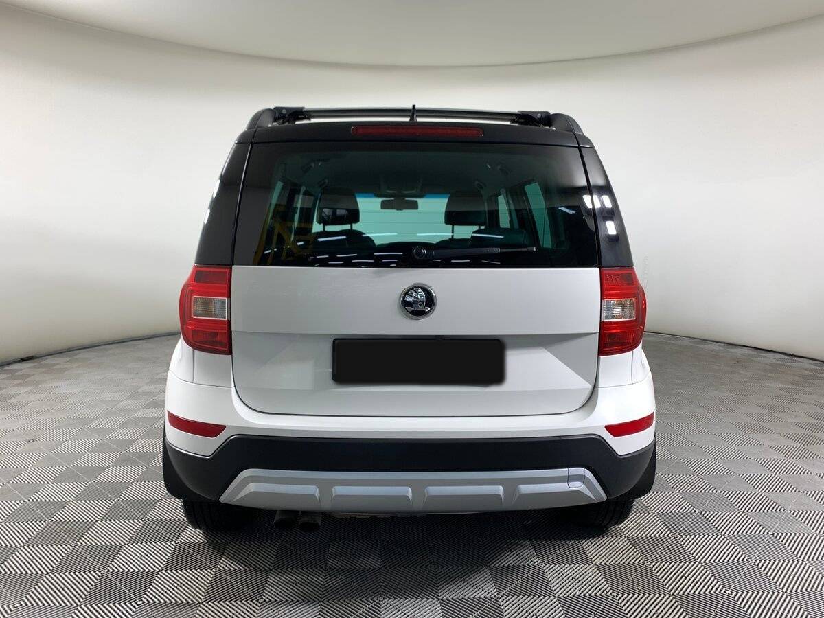 Skoda Yeti с пробегом — 2015 год. Фото: #5