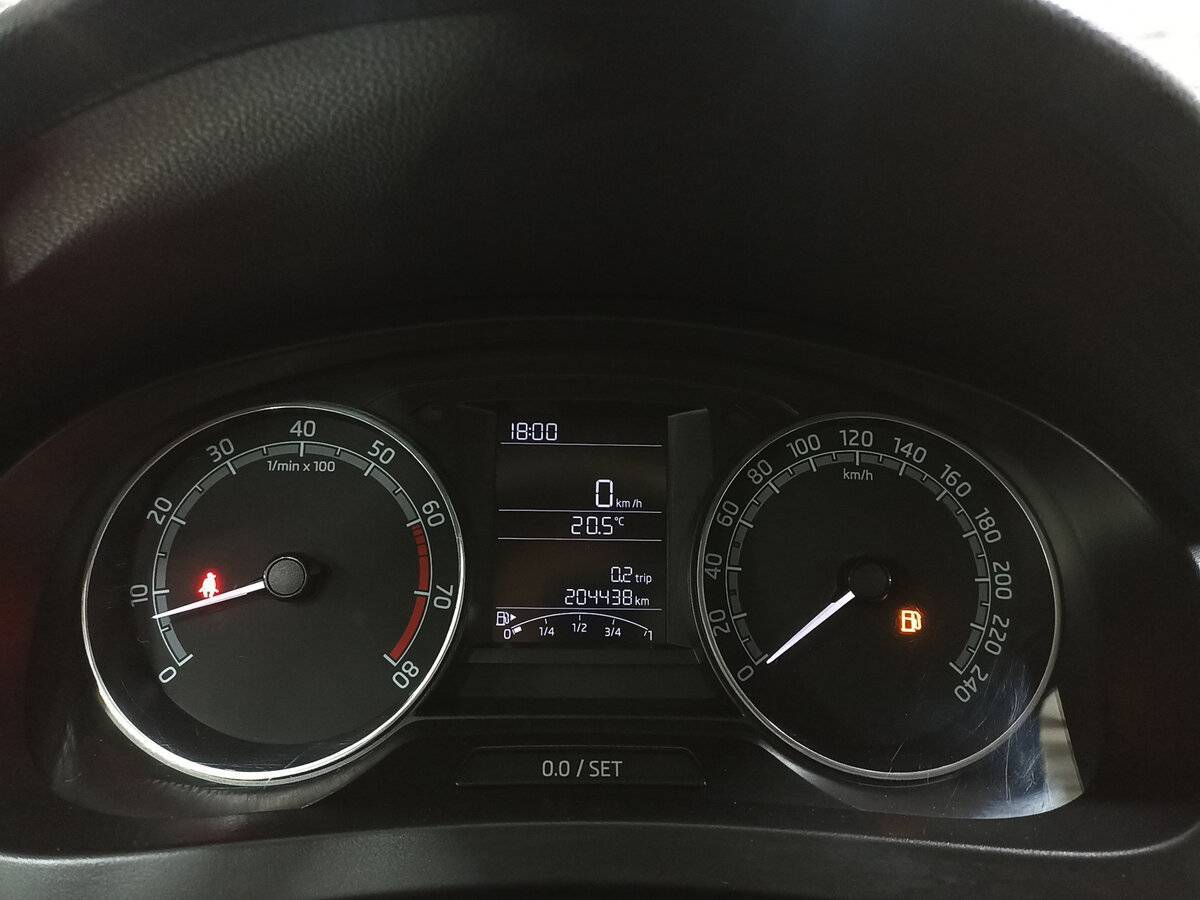 Skoda Rapid с пробегом — 2018 год. Фото: #12