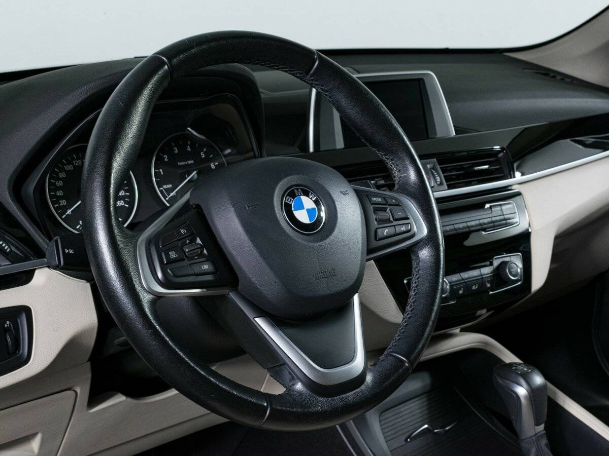 BMW X1 с пробегом — 2017 год. Фото: #12