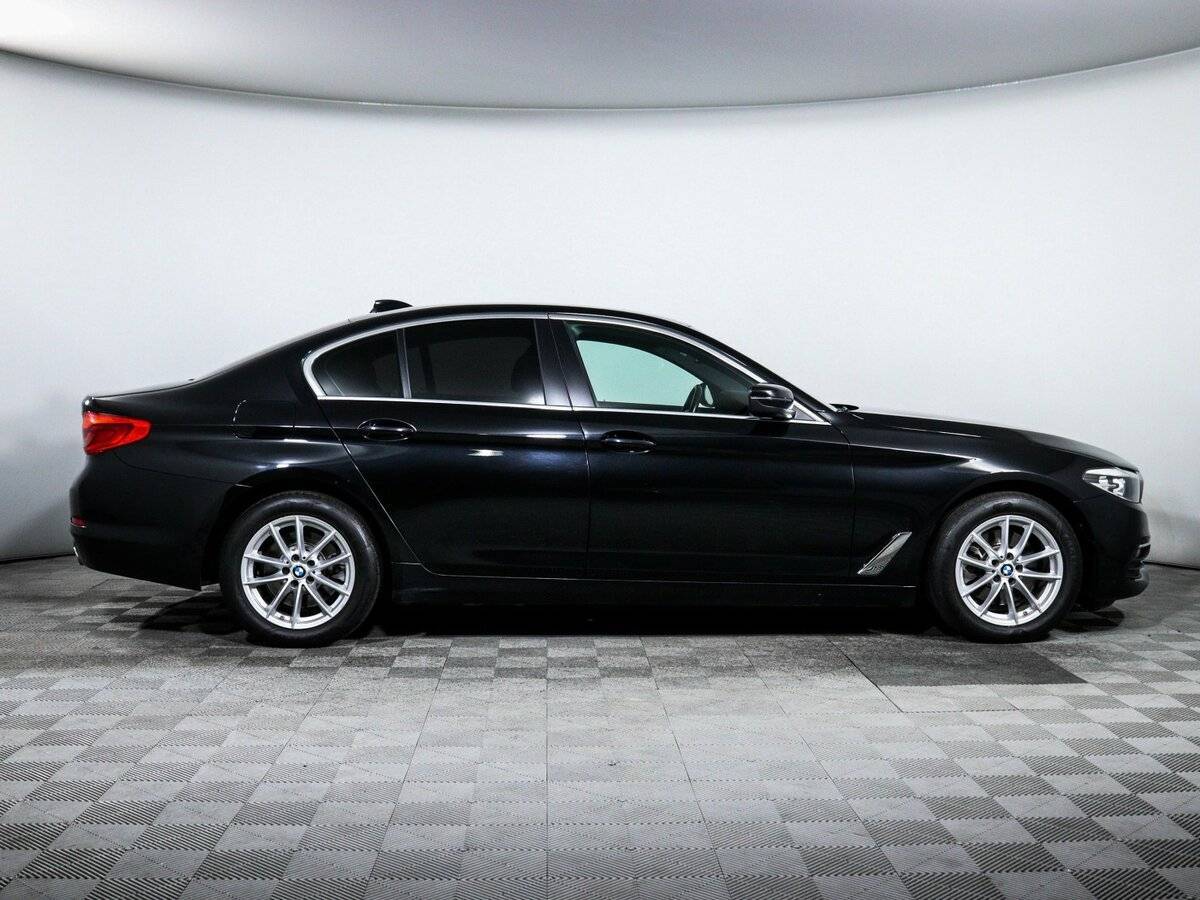 BMW 5 серии с пробегом — 2018 год. Фото: #3