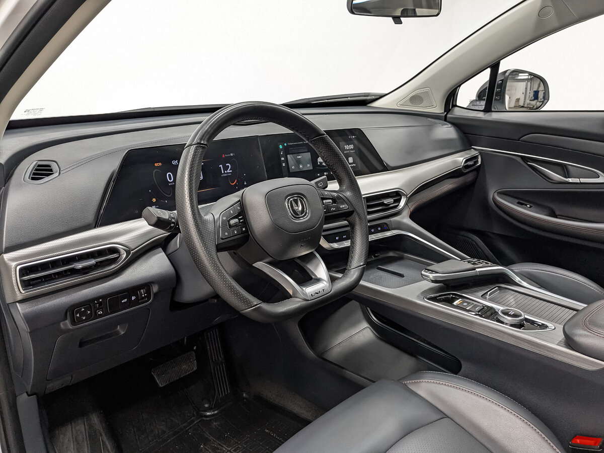 Changan UNI-T с пробегом — 2024 год. Фото: #12