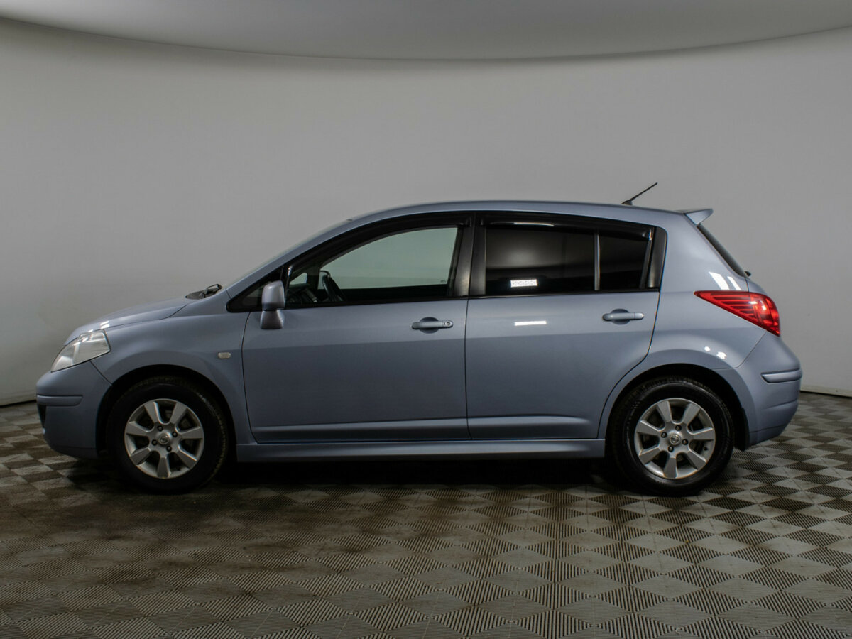 Nissan Tiida с пробегом — 2013 год. Фото: #7