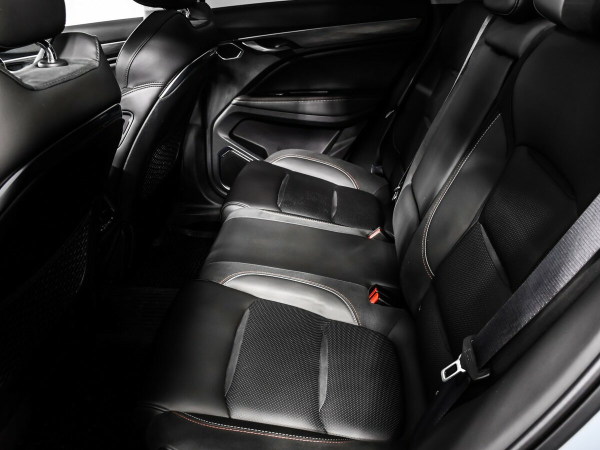 Geely Tugella с пробегом — 2022 год. Фото: #9