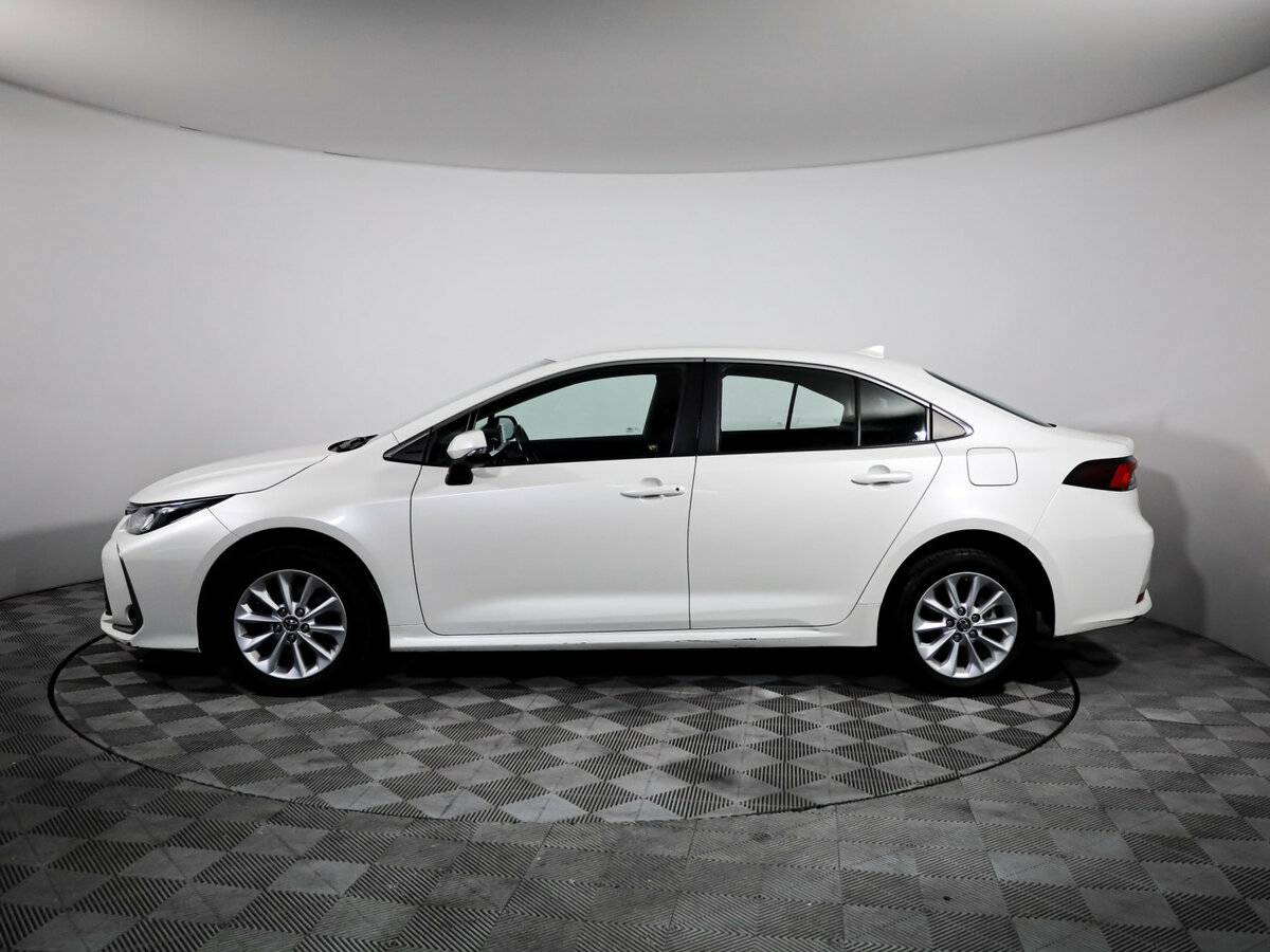 Toyota Corolla с пробегом — 2019 год. Фото: #6