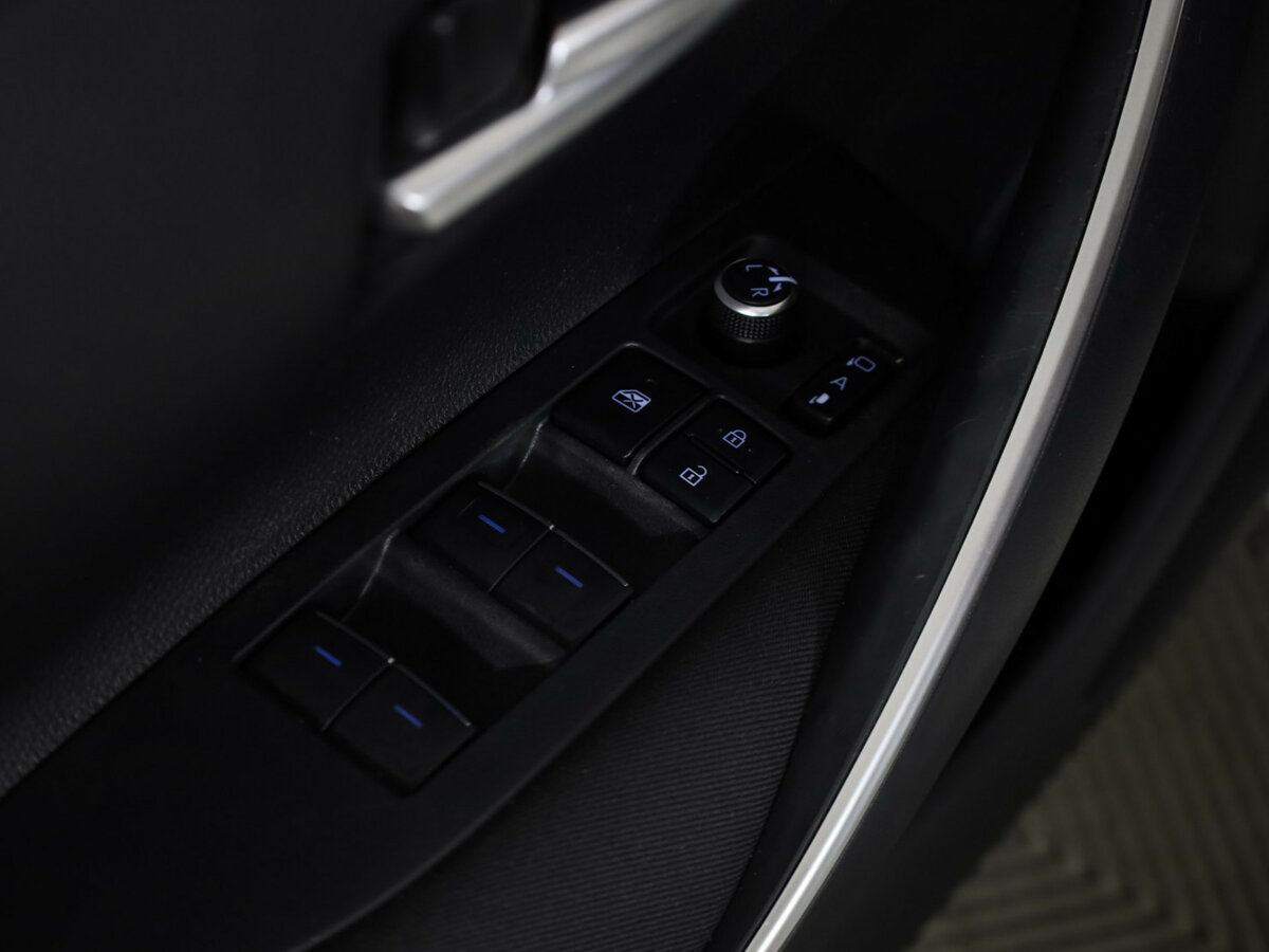 Toyota Corolla с пробегом — 2019 год. Фото: #18