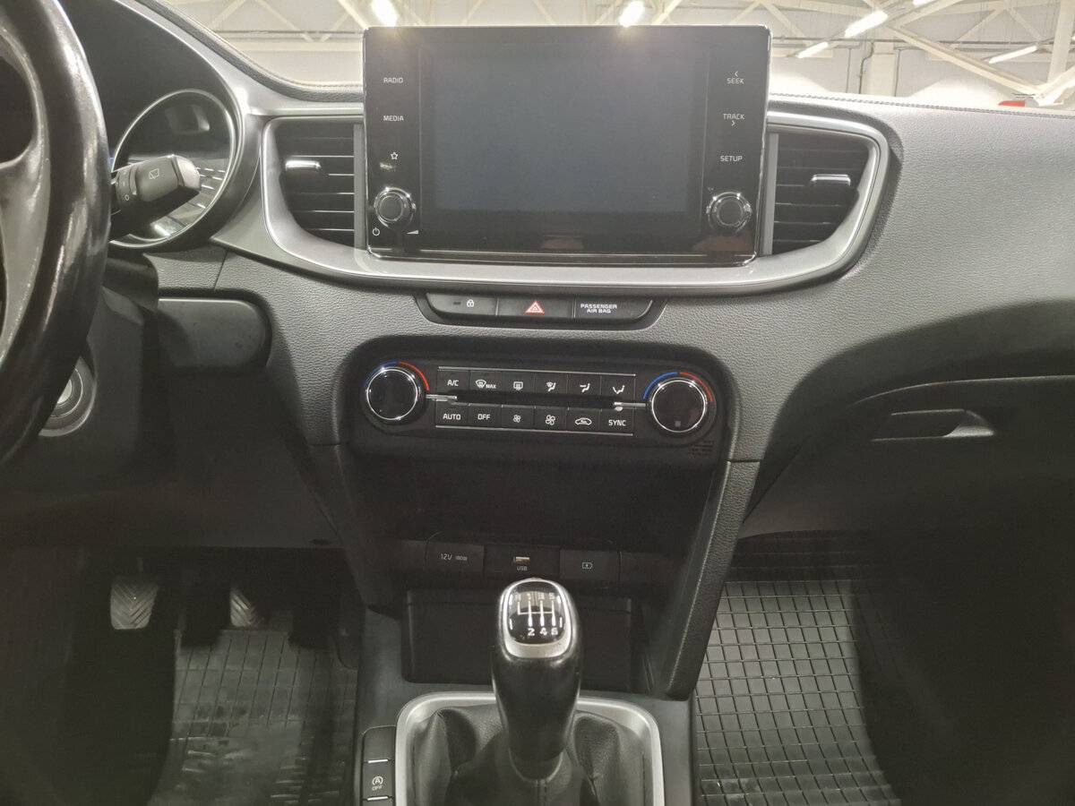 Kia Ceed с пробегом — 2019 год. Фото: #14