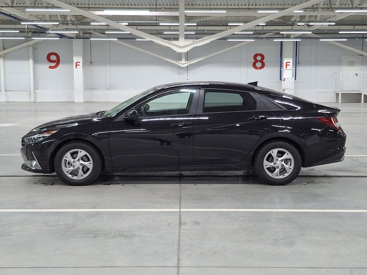 Hyundai Elantra с пробегом — 2020 год. Фото: #7