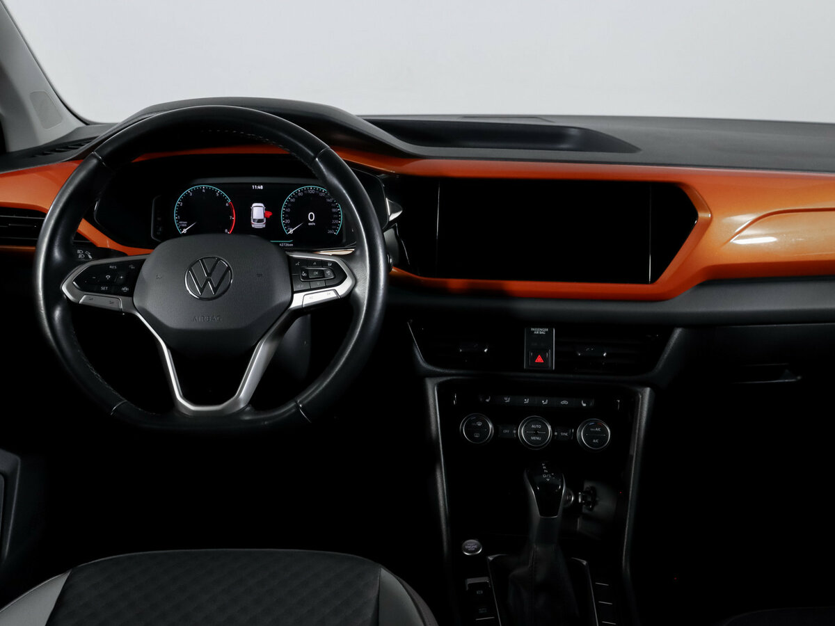 Volkswagen Taos с пробегом — 2021 год. Фото: #9