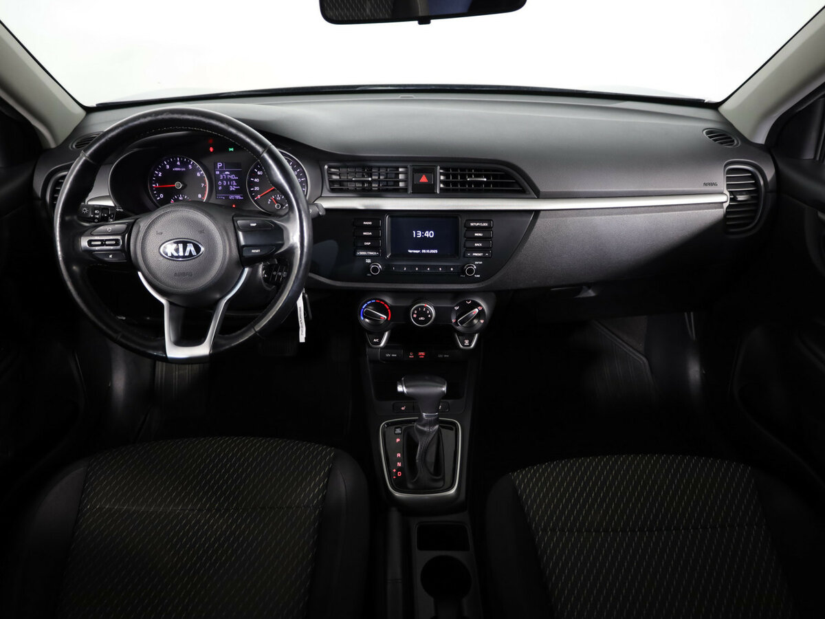 Kia Rio с пробегом — 2017 год. Фото: #8