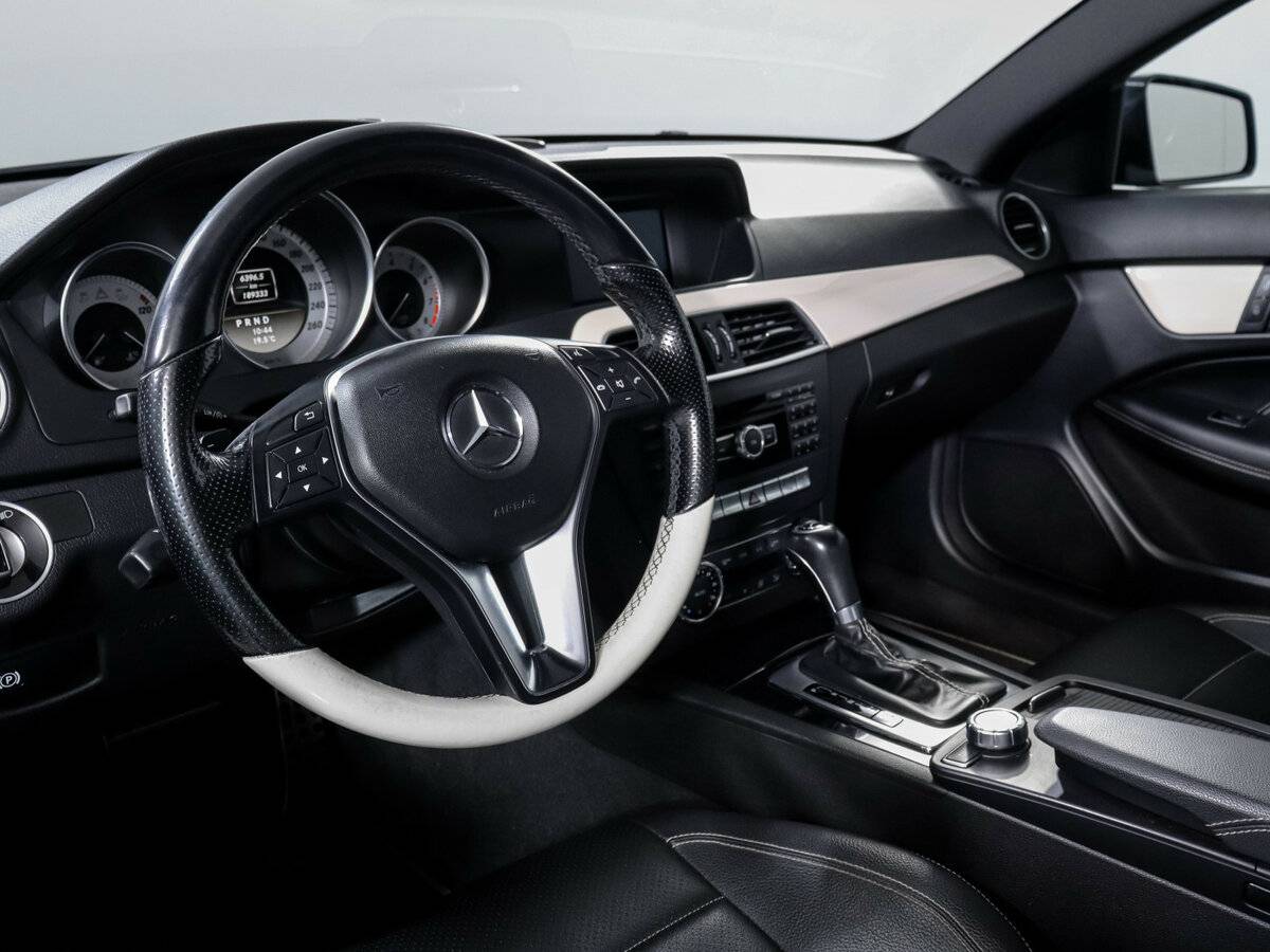 Mercedes-Benz C-Класс с пробегом — 2012 год. Фото: #10