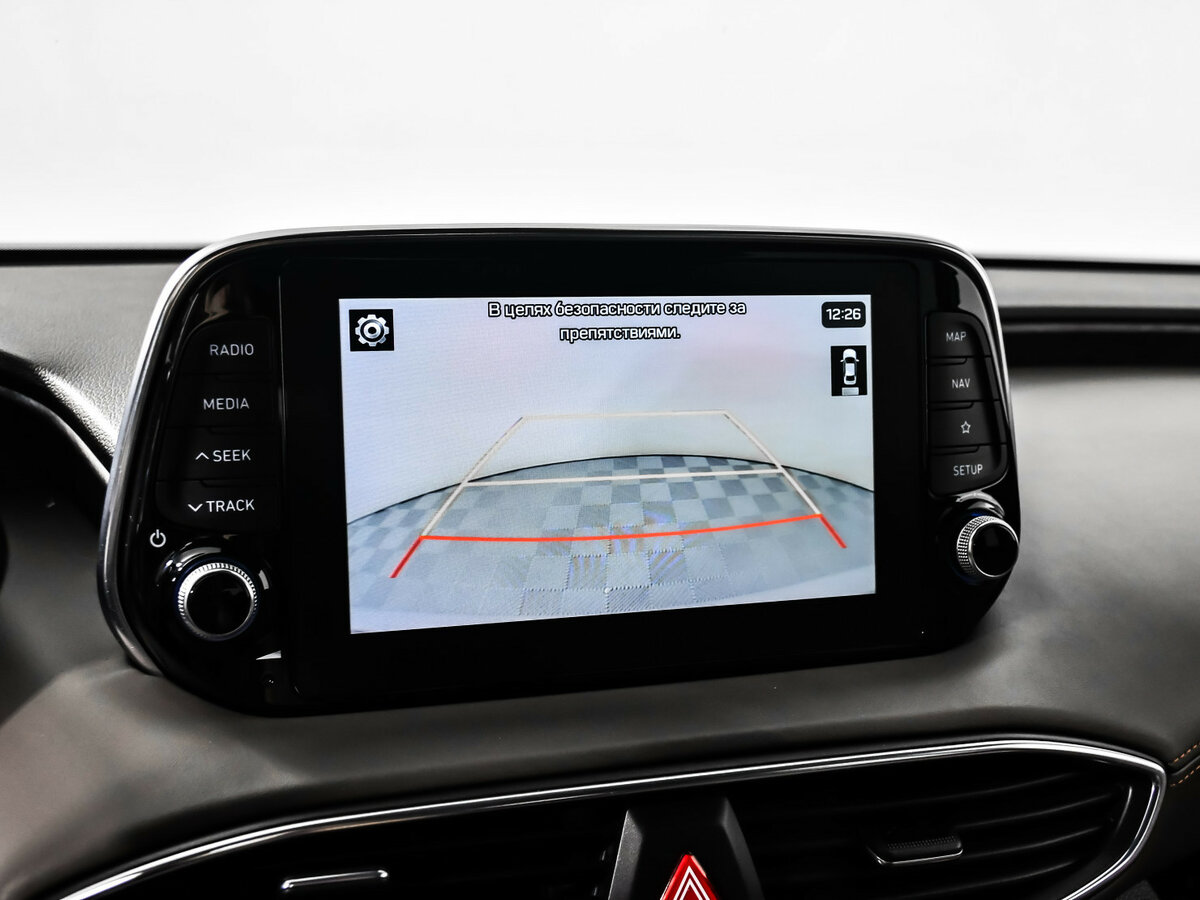 Hyundai Santa Fe с пробегом — 2018 год. Фото: #13