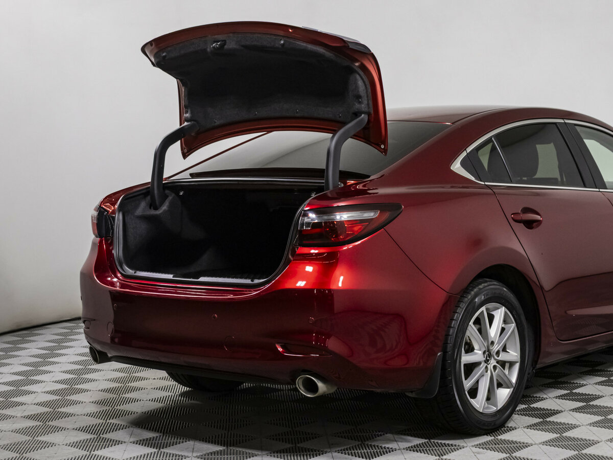 Mazda 6 с пробегом — 2018 год. Фото: #16