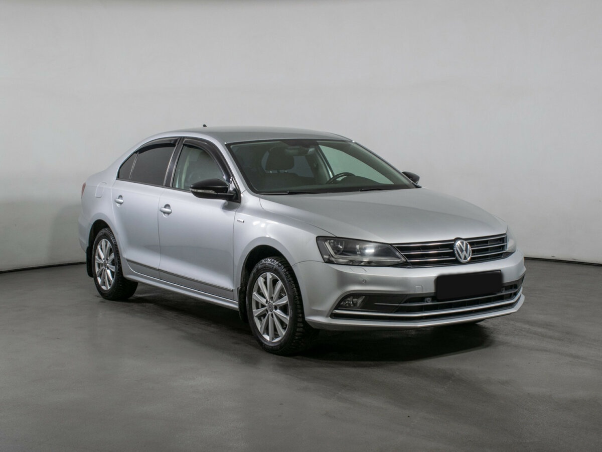 Volkswagen Jetta с пробегом — 2018 год. Фото: #2