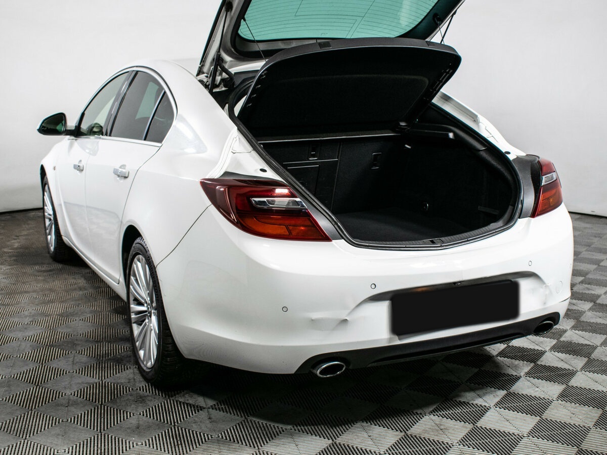Opel Insignia с пробегом — 2014 год. Фото: #6