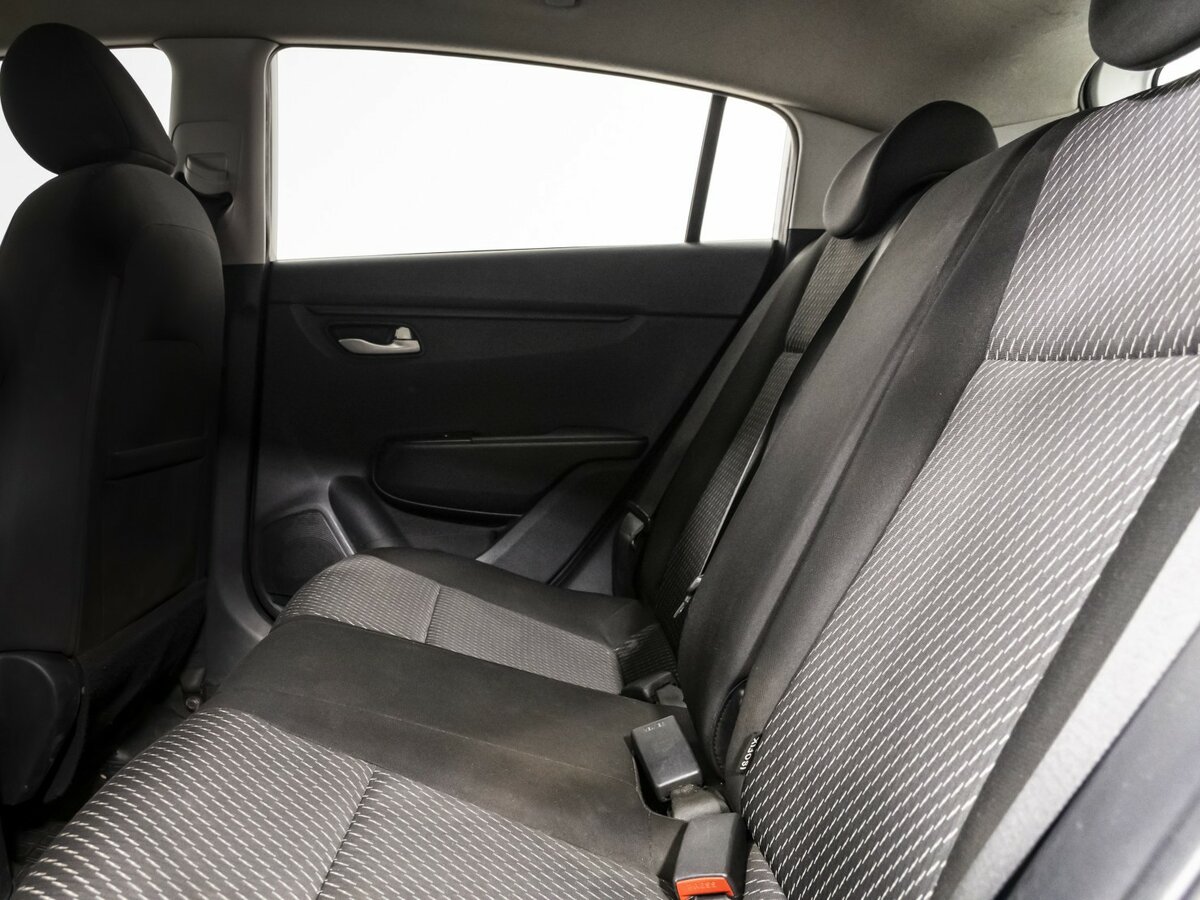 Kia Rio с пробегом — 2019 год. Фото: #8