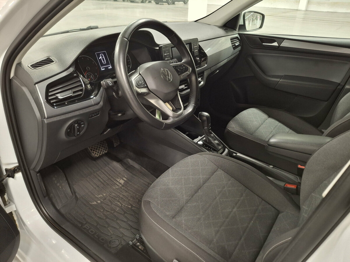 Volkswagen Polo с пробегом — 2021 год. Фото: #15