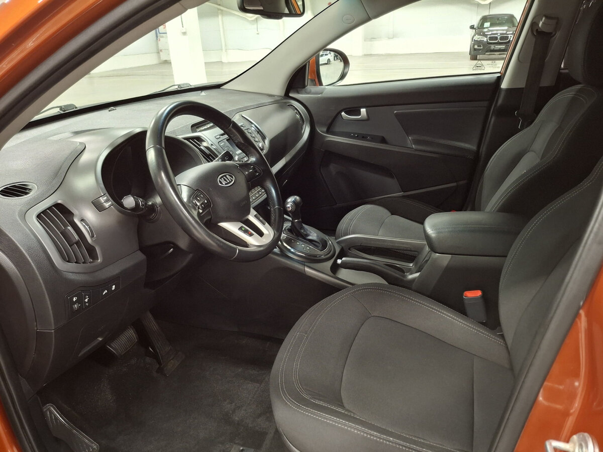 Kia Sportage с пробегом — 2012 год. Фото: #11