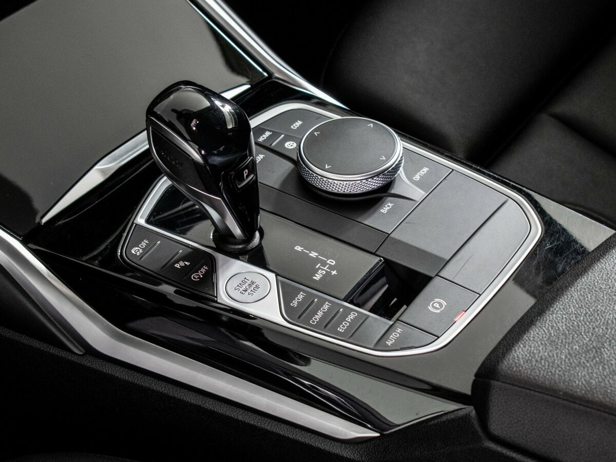 BMW 3 серии с пробегом — 2021 год. Фото: #13