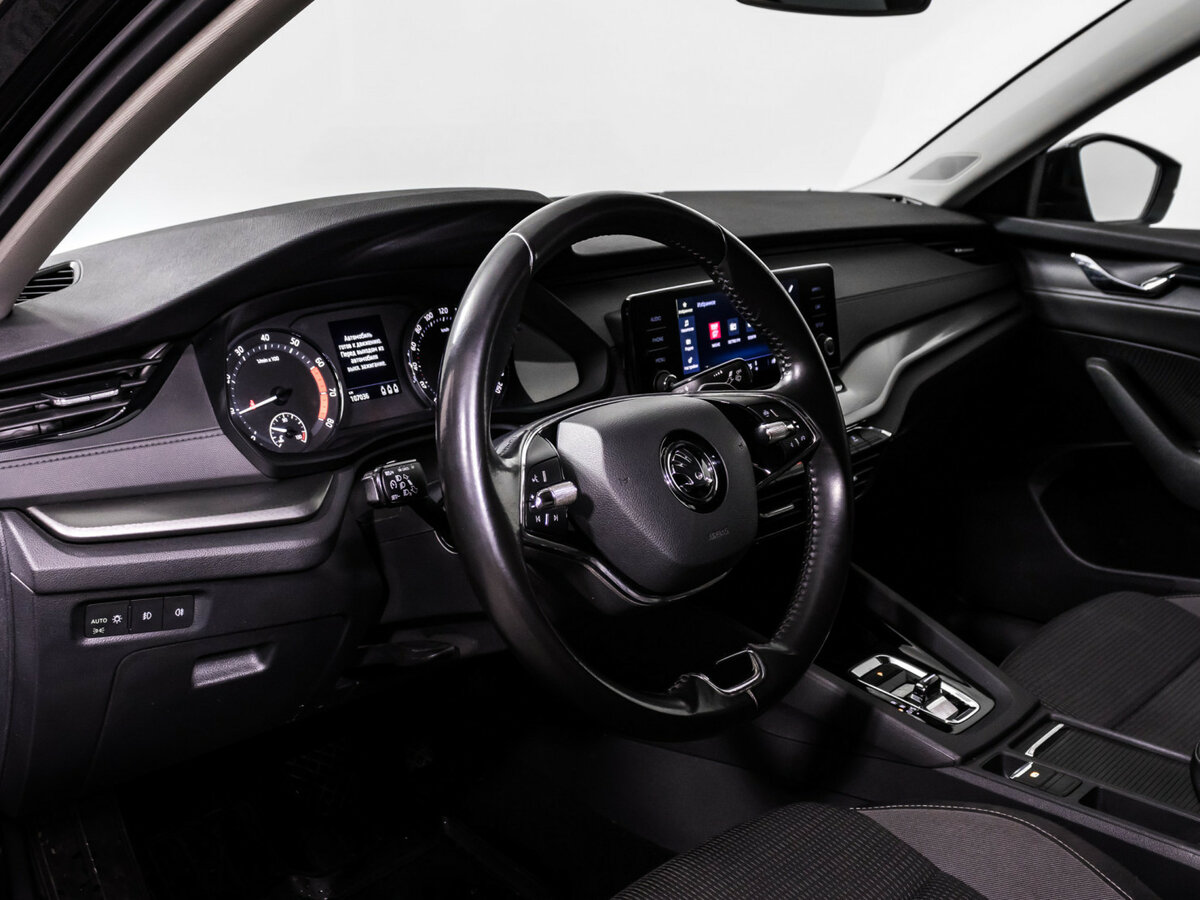 Skoda Octavia с пробегом — 2020 год. Фото: #11