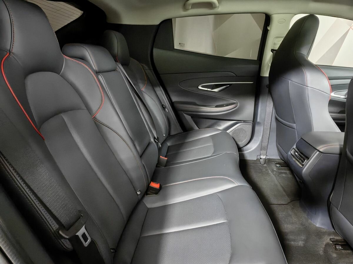 Changan UNI-T с пробегом — 2024 год. Фото: #11