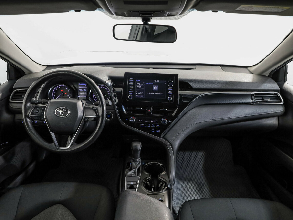 Toyota Camry с пробегом — 2021 год. Фото: #21