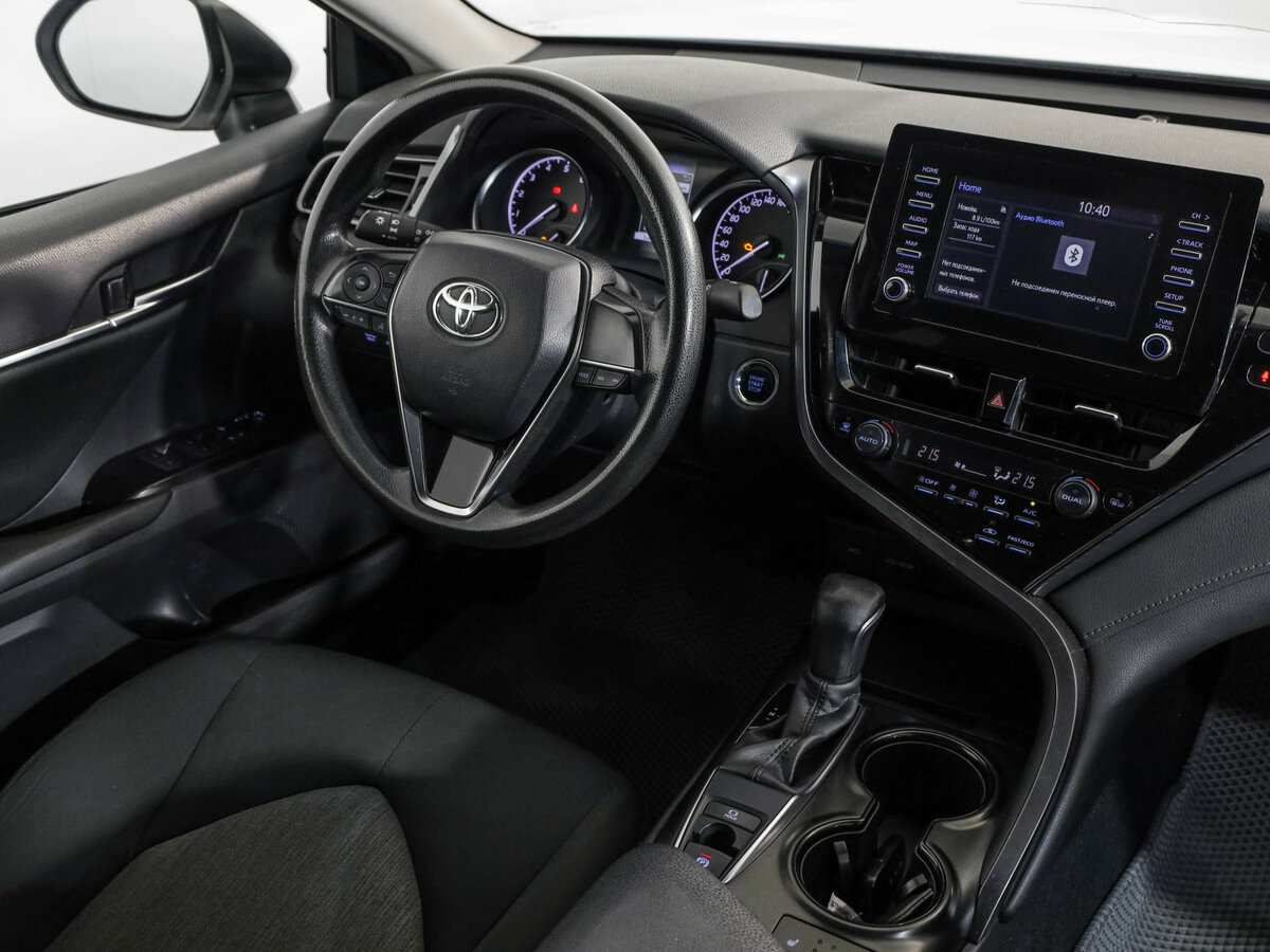 Toyota Camry с пробегом — 2021 год. Фото: #23