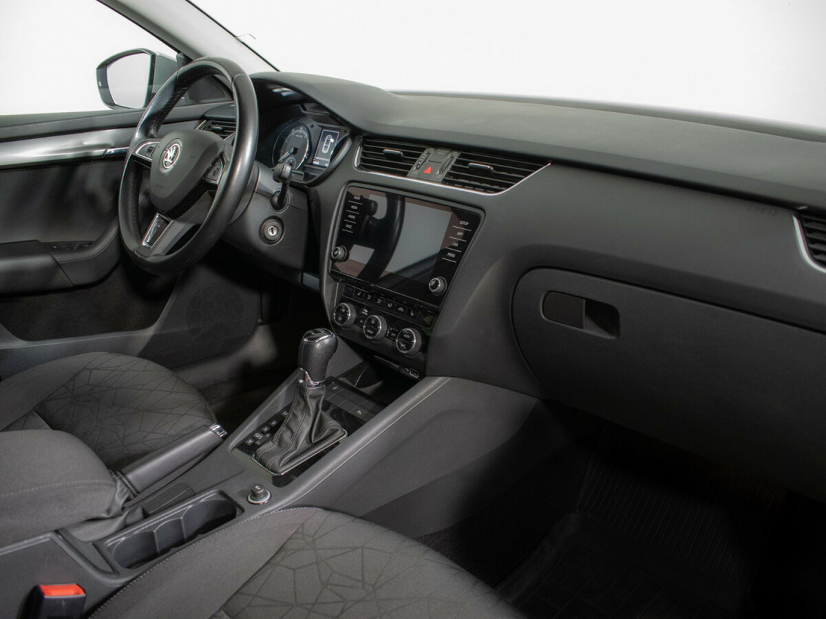 Skoda Octavia с пробегом — 2018 год. Фото: #8
