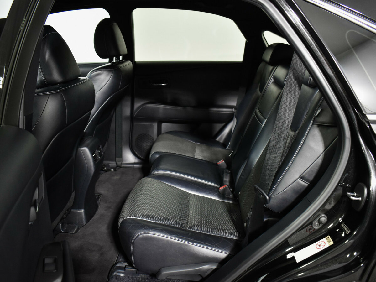 Lexus RX с пробегом — 2012 год. Фото: #9