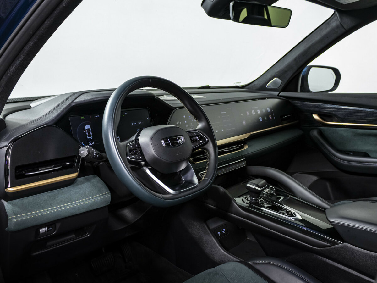 Geely Monjaro с пробегом — 2023 год. Фото: #7