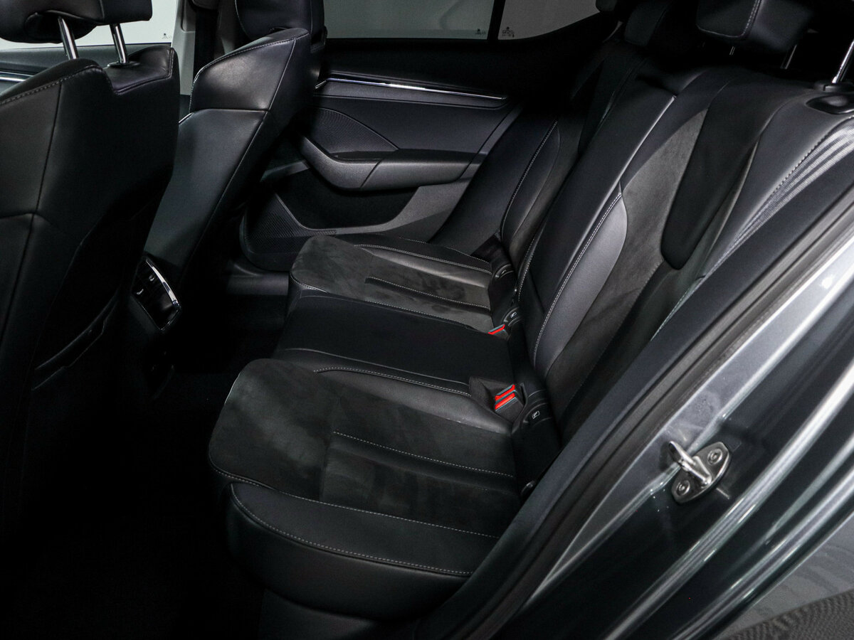 Skoda Octavia с пробегом — 2020 год. Фото: #7