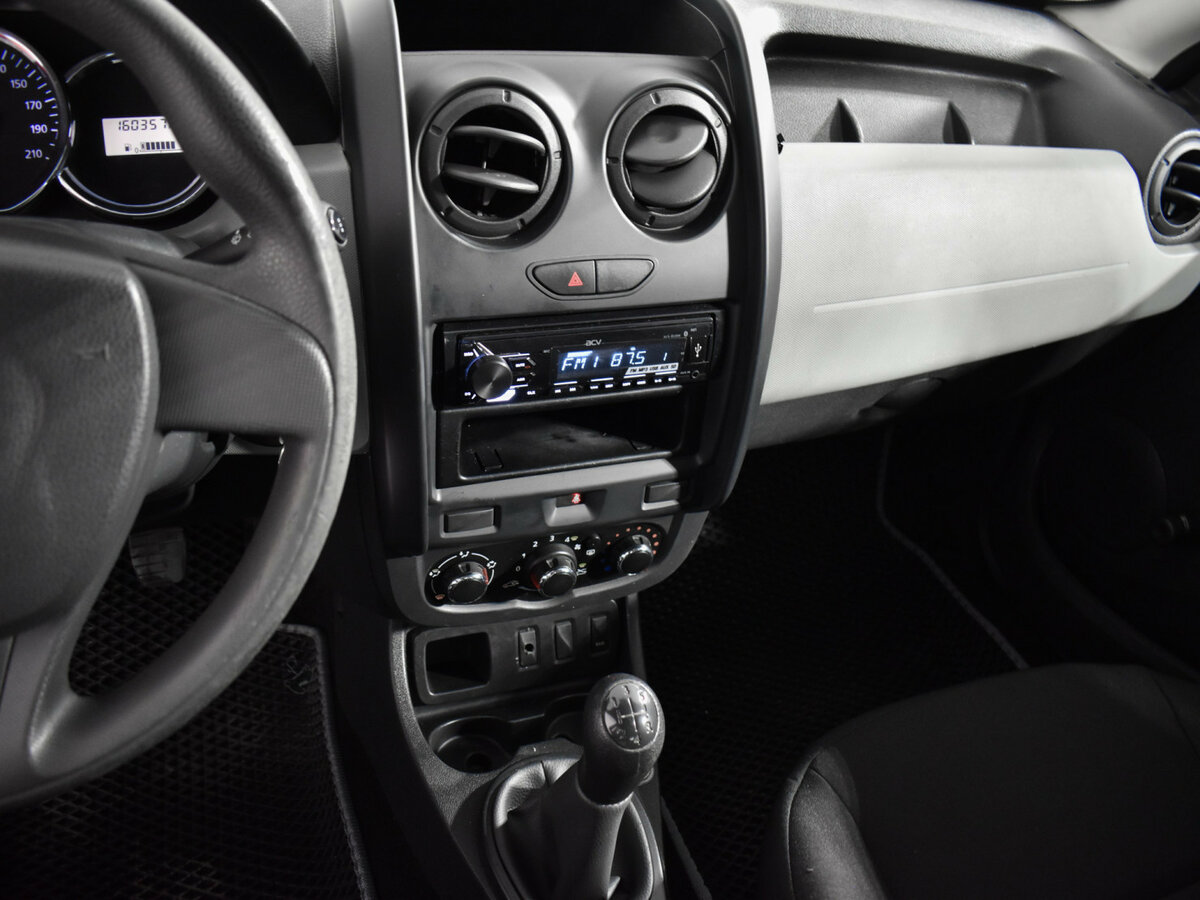 Renault Duster с пробегом — 2016 год. Фото: #14