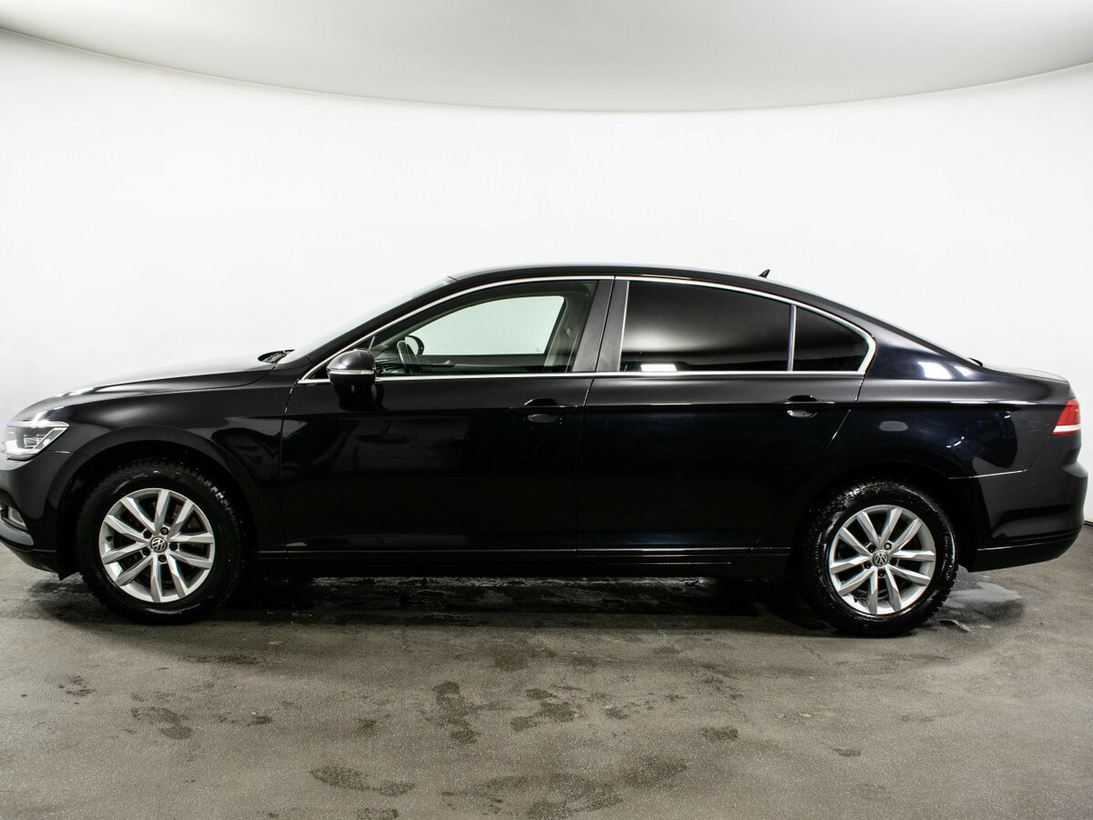 Volkswagen Passat с пробегом — 2017 год. Фото: #7