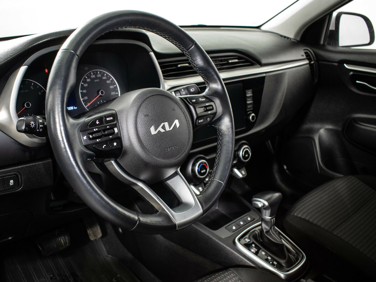 Kia Rio с пробегом — 2021 год. Фото: #12