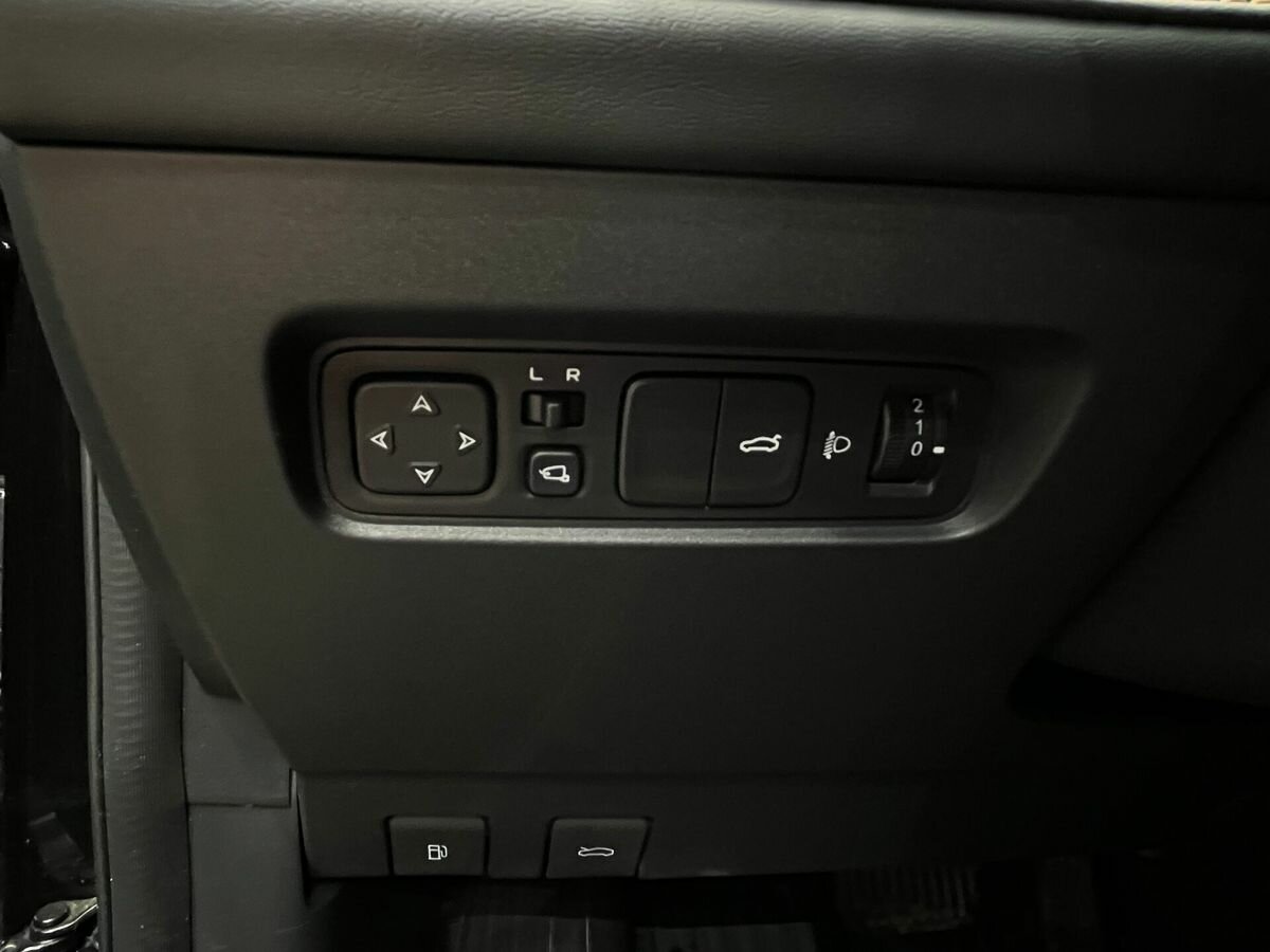 Changan UNI-V с пробегом — 2024 год. Фото: #19