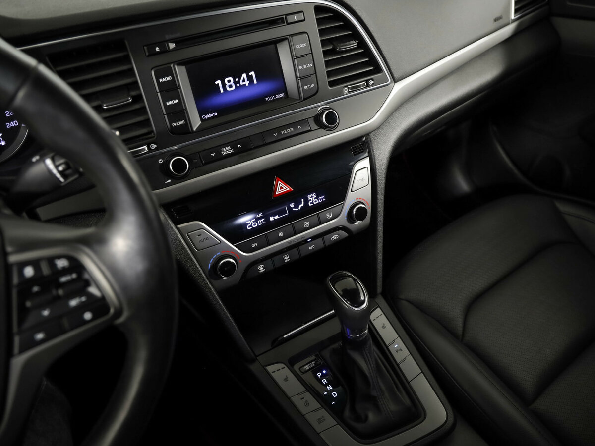 Hyundai Elantra с пробегом — 2016 год. Фото: #12