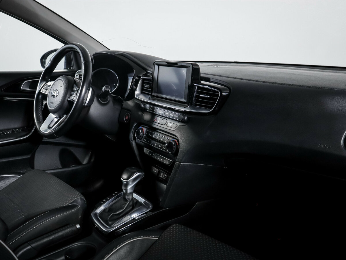Kia Ceed с пробегом — 2019 год. Фото: #5