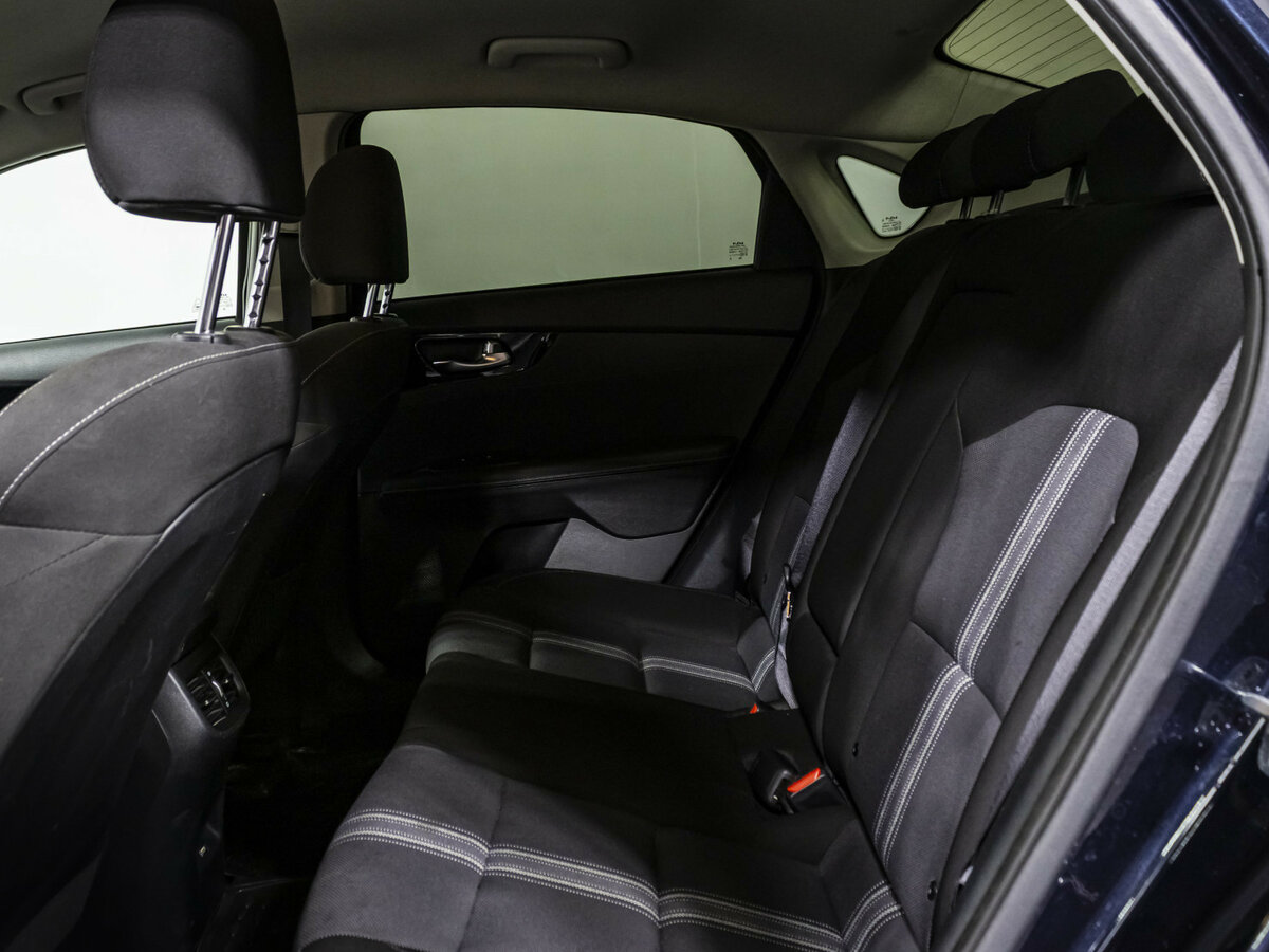 Kia Cerato с пробегом — 2021 год. Фото: #12